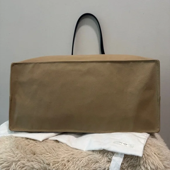 The Row XL Idaho Tote Being Canvas Leather Trim W1592 W253 + Pouch - Picture 15 of 16